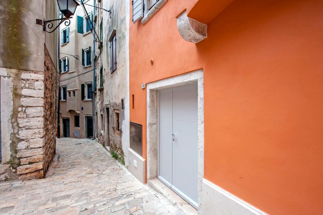 Apartment And Studio Ca' 3 Vie Rovinj Exterior photo