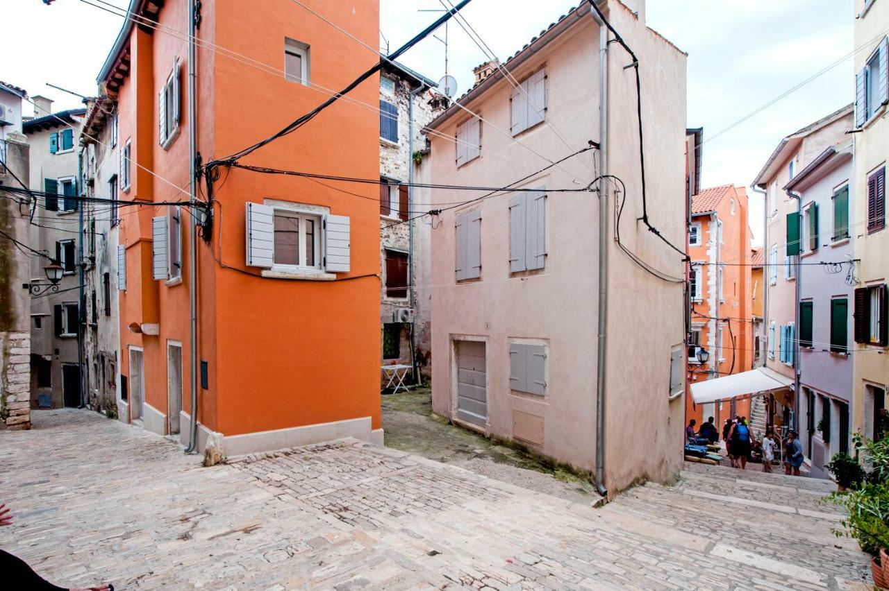 Apartment And Studio Ca' 3 Vie Rovinj Exterior photo