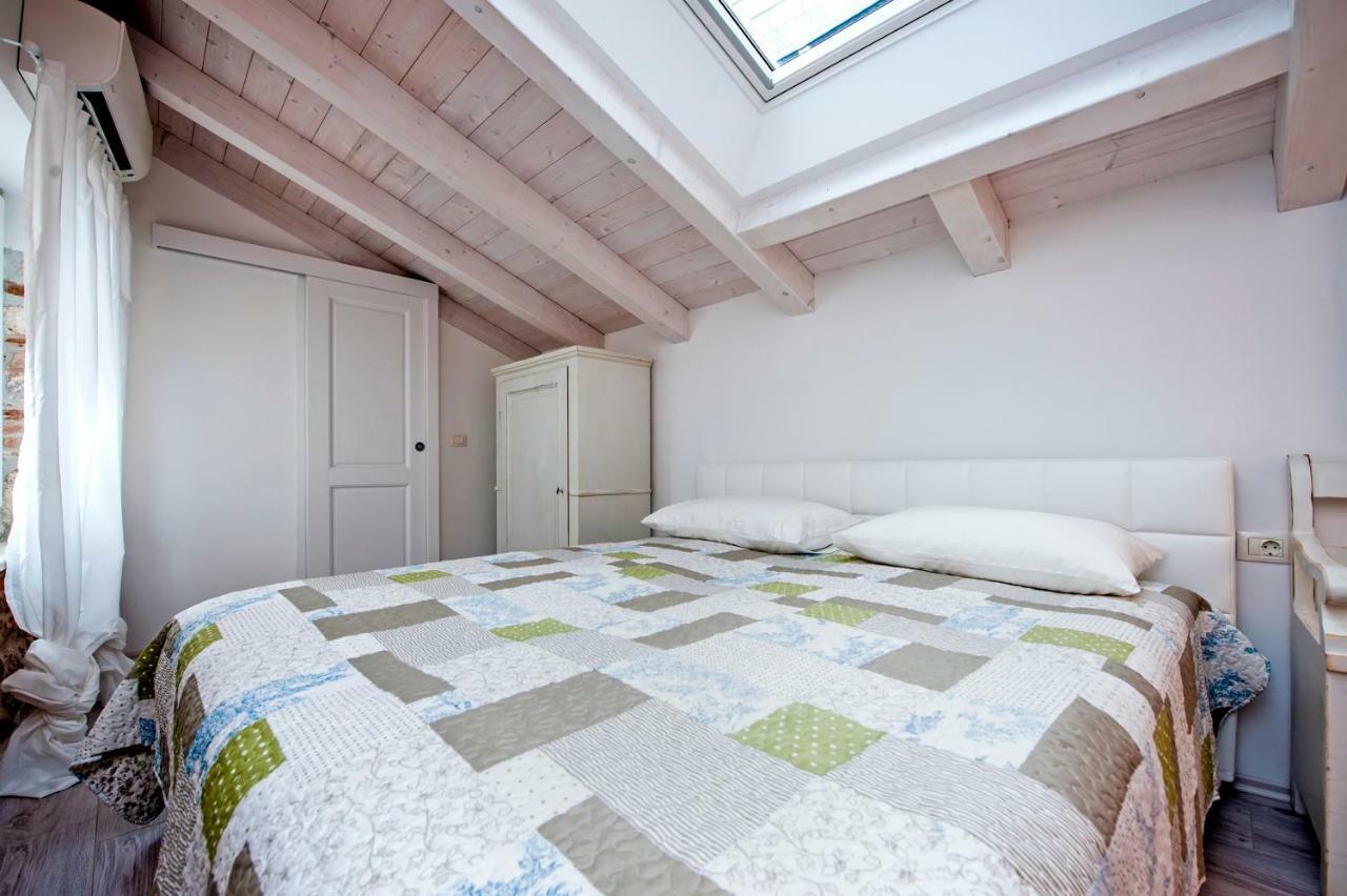 Apartment And Studio Ca' 3 Vie Rovinj Exterior photo