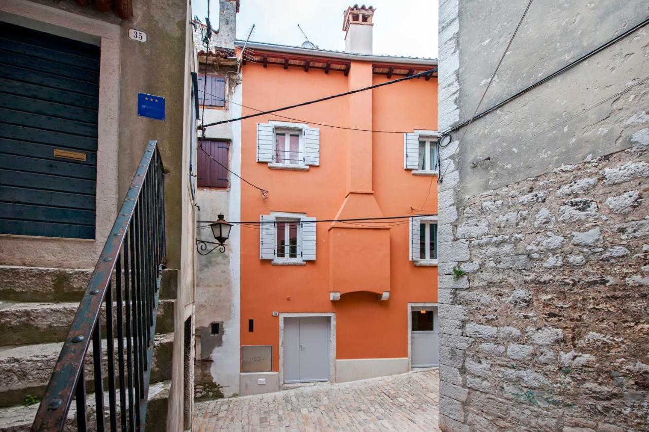 Apartment And Studio Ca' 3 Vie Rovinj Exterior photo
