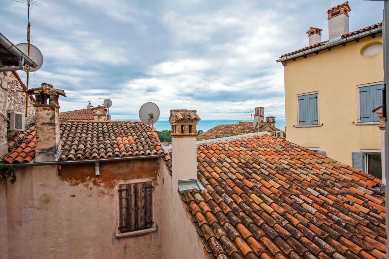 Apartment And Studio Ca' 3 Vie Rovinj Exterior photo