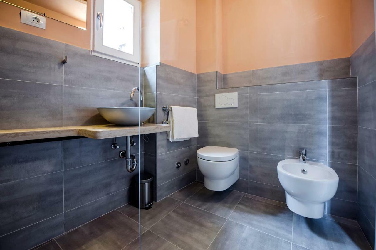 Apartment And Studio Ca' 3 Vie Rovinj Exterior photo