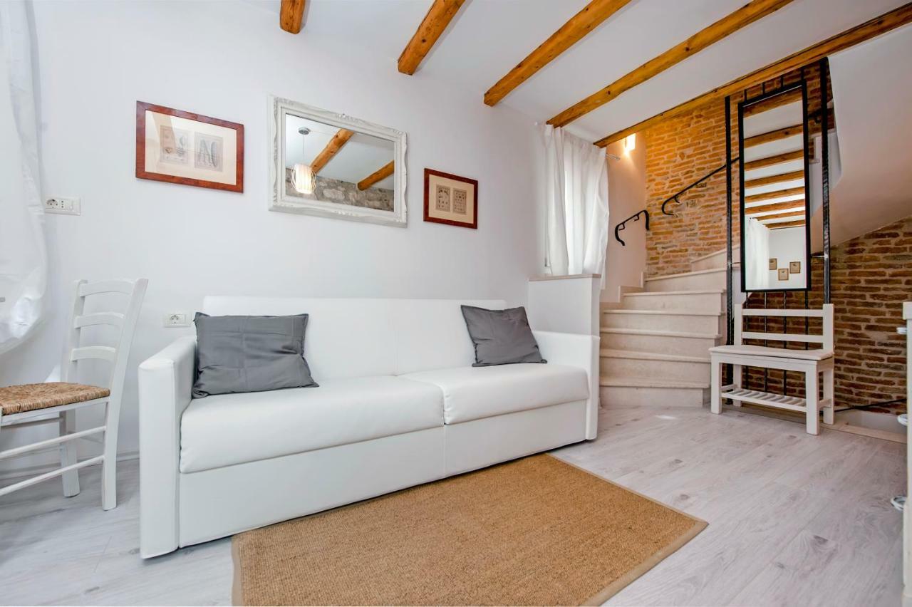 Apartment And Studio Ca' 3 Vie Rovinj Exterior photo