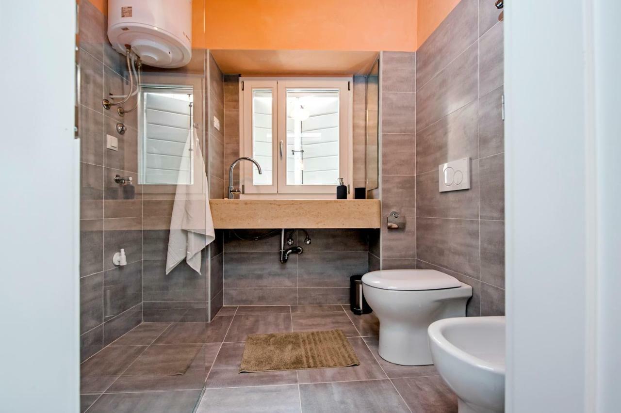 Apartment And Studio Ca' 3 Vie Rovinj Exterior photo