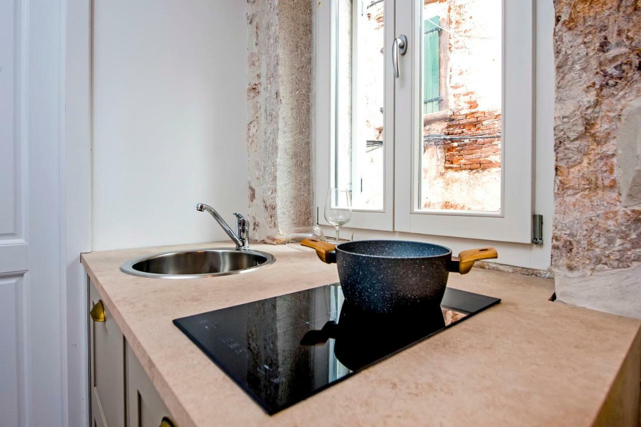 Apartment And Studio Ca' 3 Vie Rovinj Exterior photo