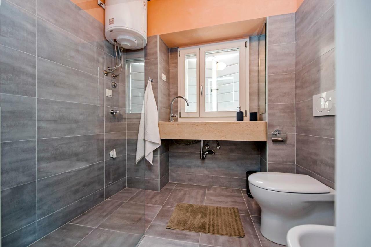Apartment And Studio Ca' 3 Vie Rovinj Exterior photo
