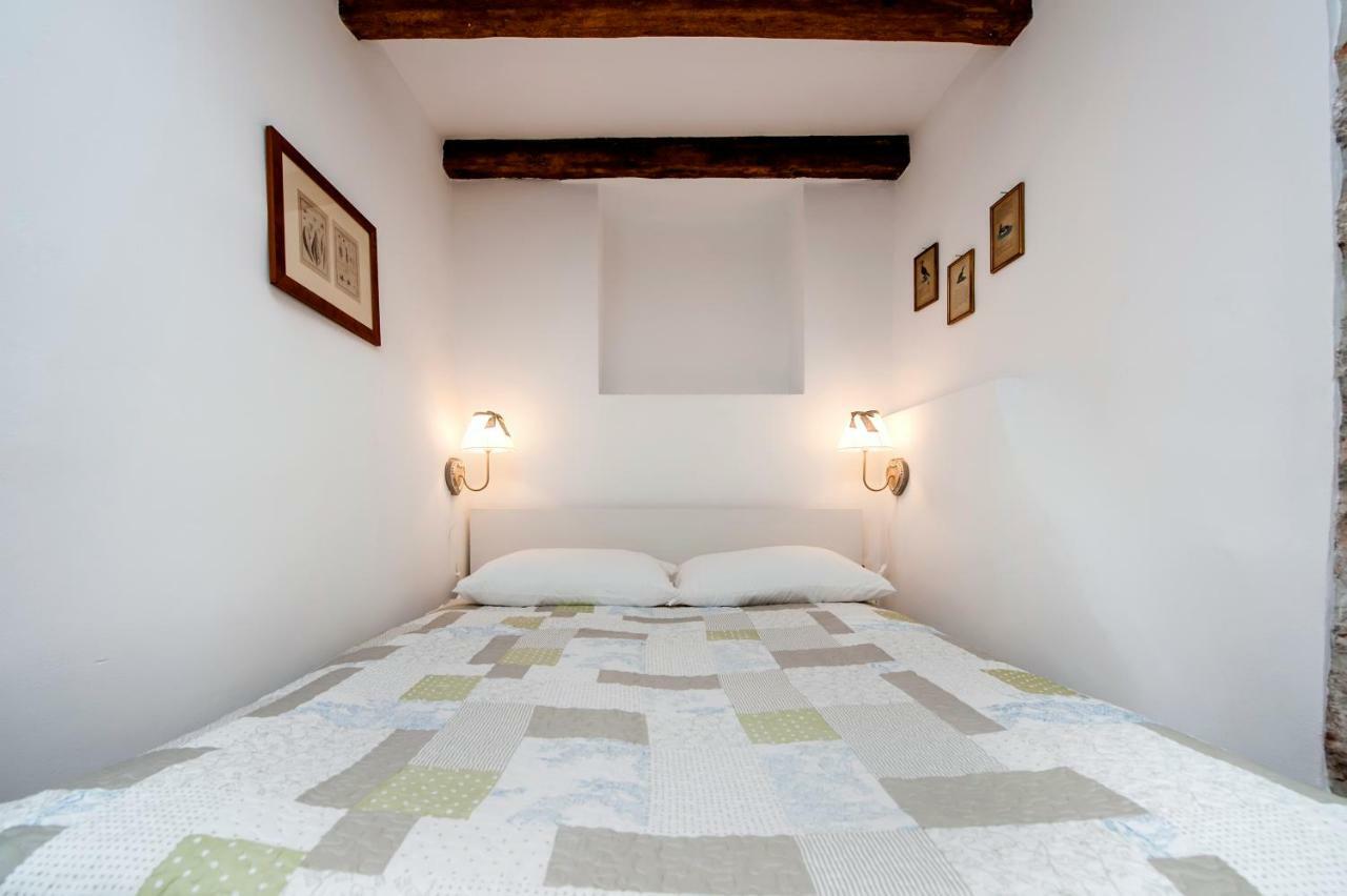 Apartment And Studio Ca' 3 Vie Rovinj Exterior photo